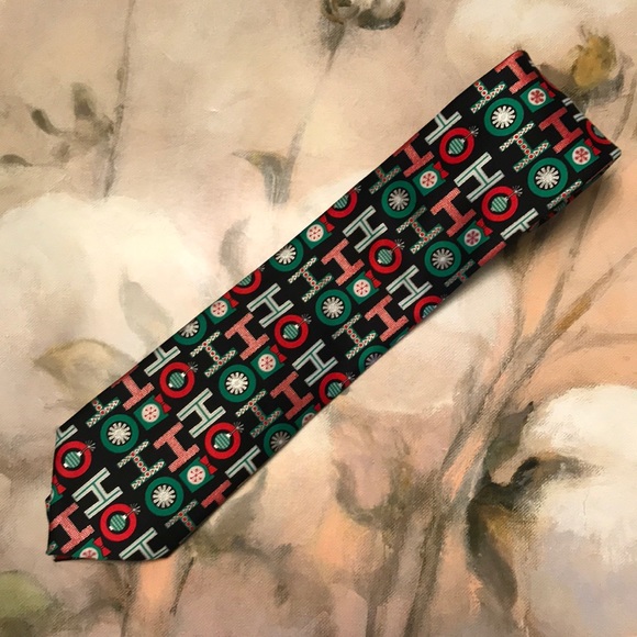 Christmas tie - Picture 1 of 7